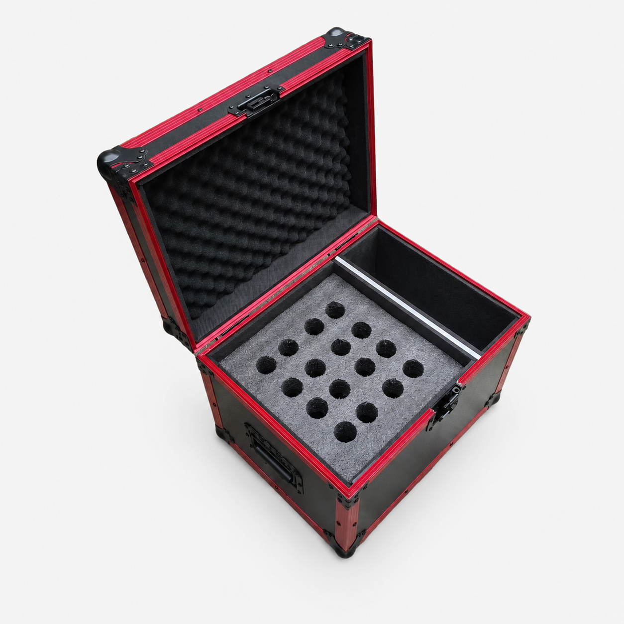 16-Slot Microphone Flight Case with Foam Insert