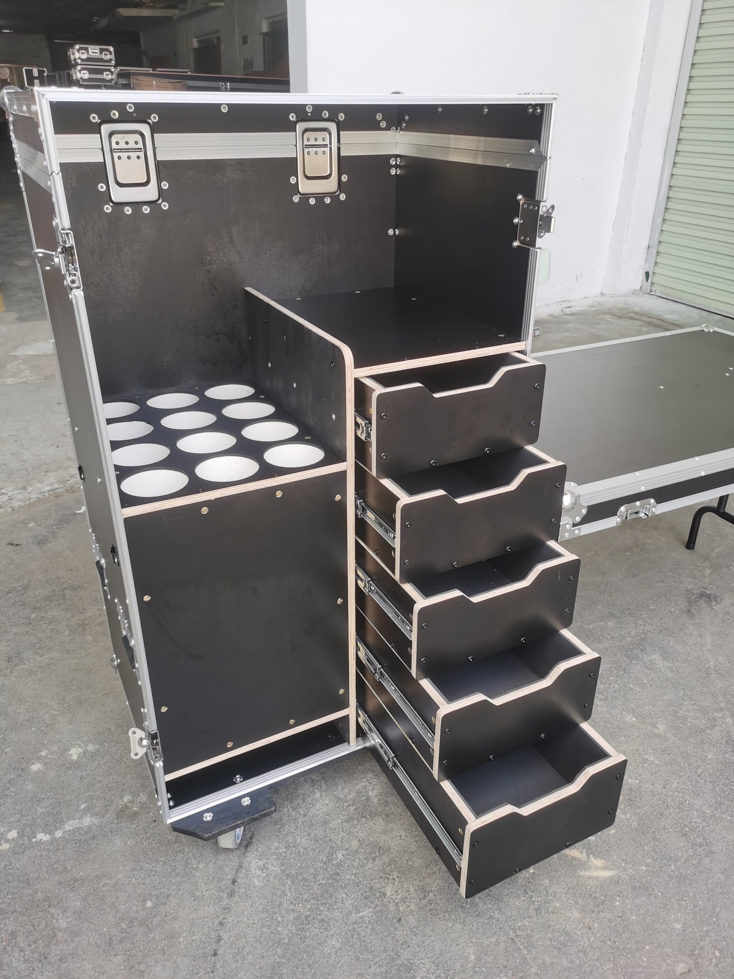 Wireless Microphone Storage Flight Case with Drawers & Fold-Out Table