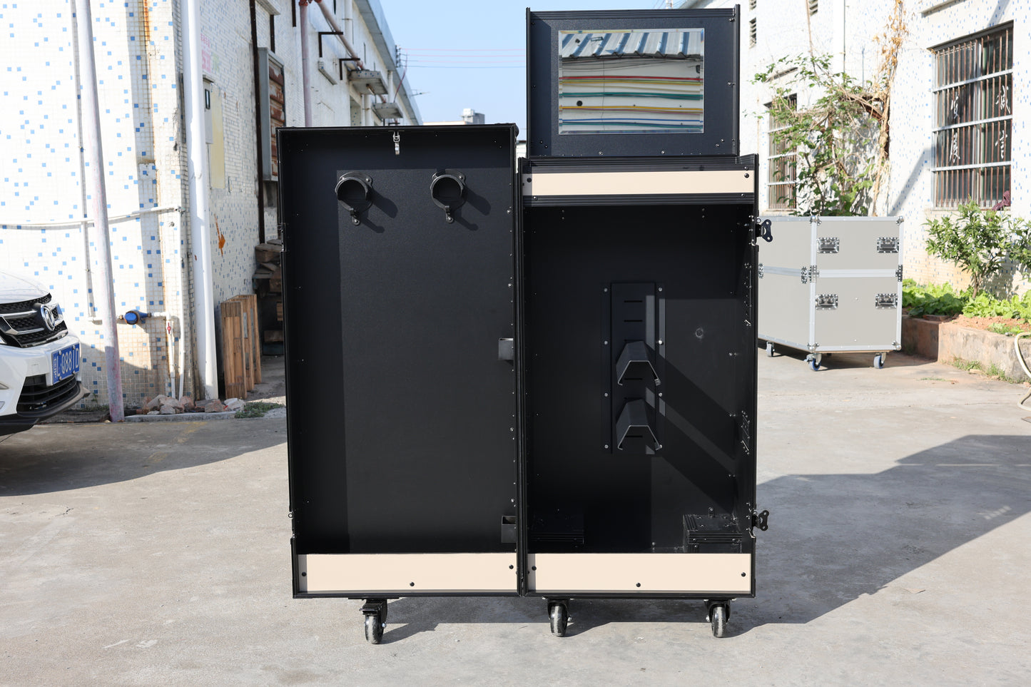 Horse Tack Flight Case with Saddle Racks & Mirror