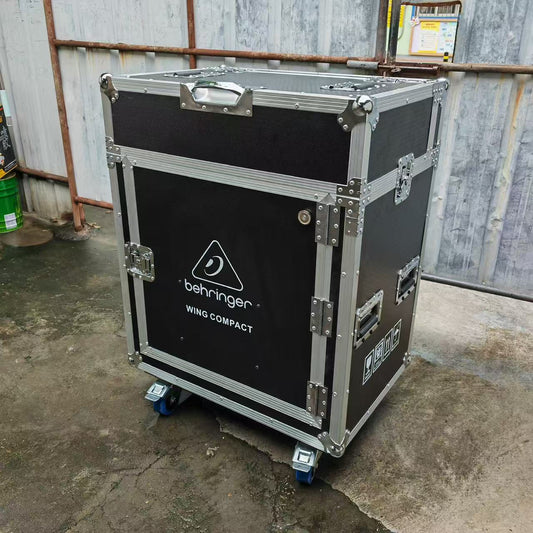 Hydraulic Flight Case for Behringer WING COMPACT