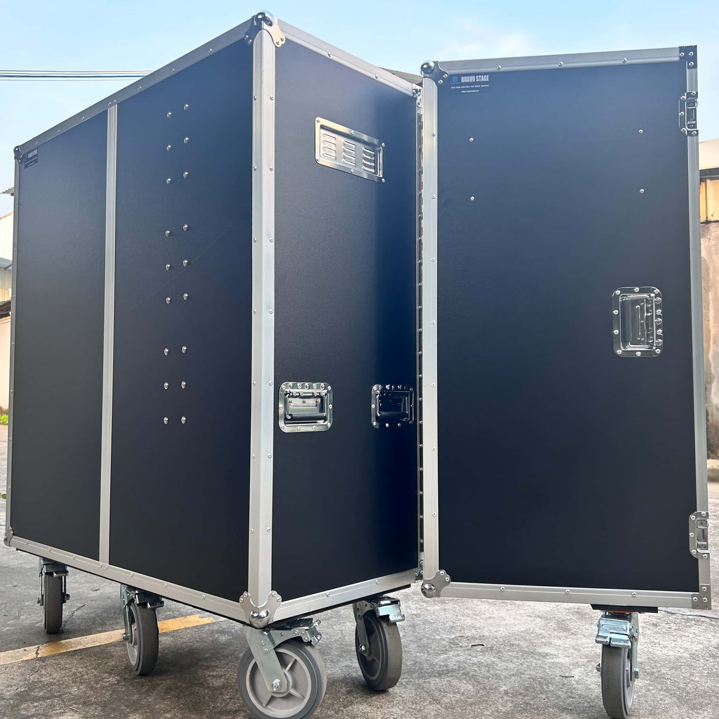 Large Horse Tack Flight Case with Saddle Racks, Shelves & Drawers