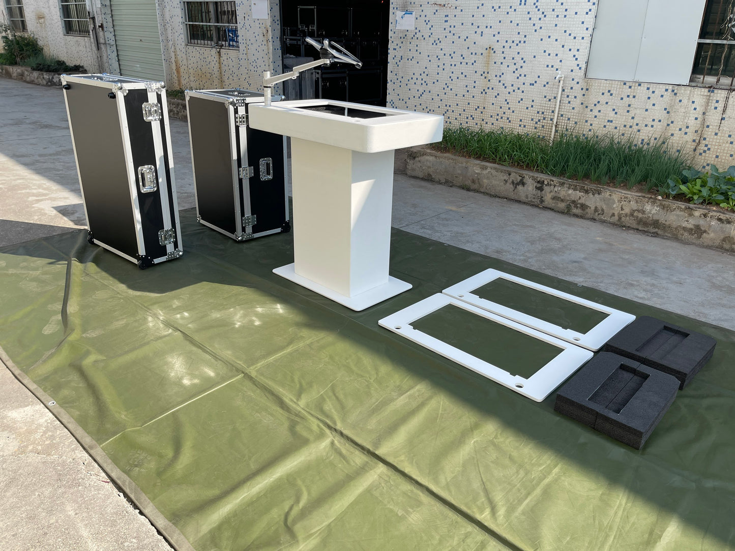DJ Podium Workstation with Two Road Cases and Laptop Stand